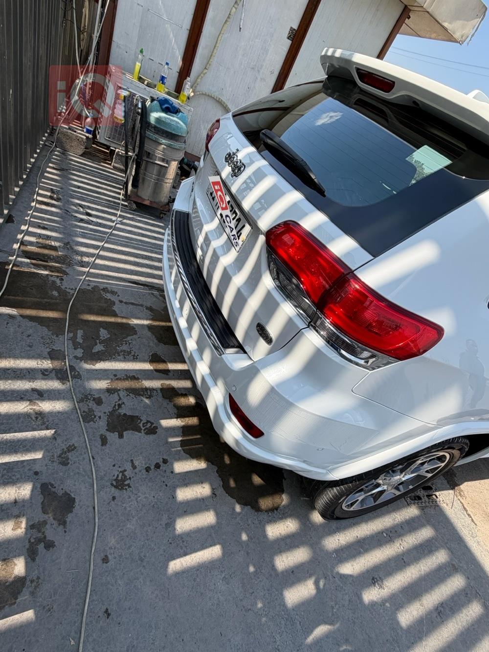 جيب جراند شيروكي